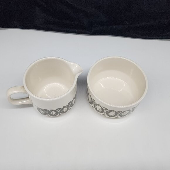 MCM Bilton England Cream and Sugar Bowl Ceramic White Green Ovals VTG - Picture 2 of 9